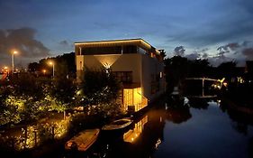 Above&beyond - Luxe Suite Met Sauna En Stoomdouche Aparthotel